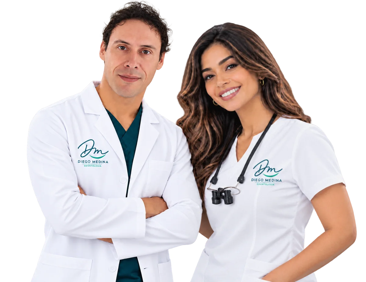 Dr. Diego Medina y su equipo de odontología